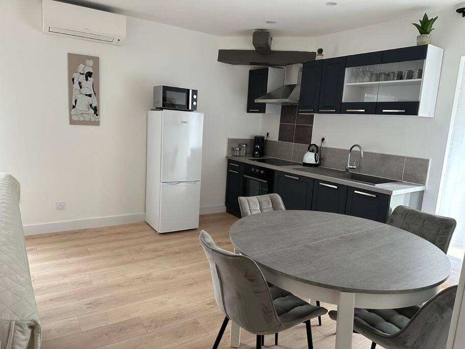Ferienwohnung Chez Gaelle Trèbes Exterior foto